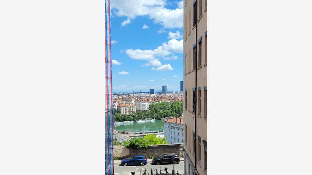 A louer bureaux 200m² à Lyon 1 métro Croix Rousse