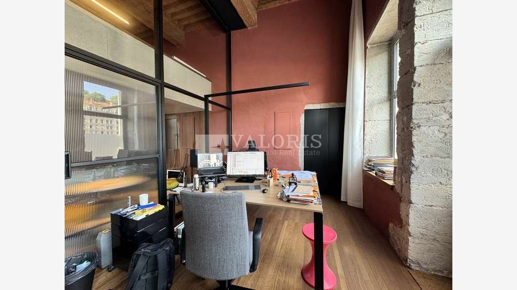 Location bureaux lumineux de 129m² à Lyon 69001