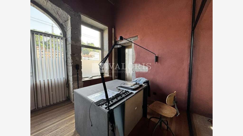 Location bureaux lumineux de 129m² à Lyon 69001