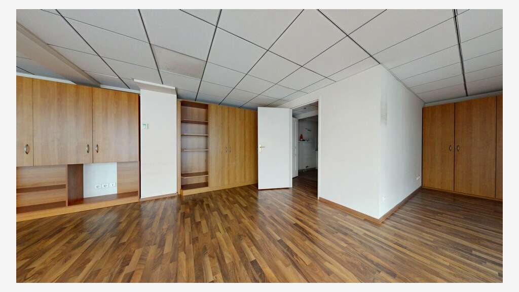 Bureaux de 73m² à louer en RDC à Lyon 69001