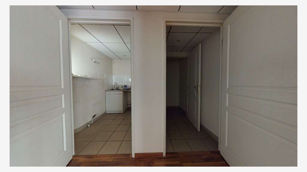 Bureaux de 73m² à louer en RDC à Lyon 69001