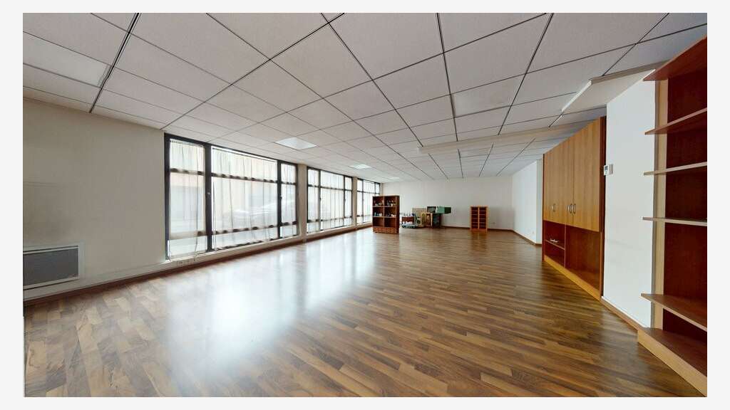 Bureaux de 73m² à louer en RDC à Lyon 69001
