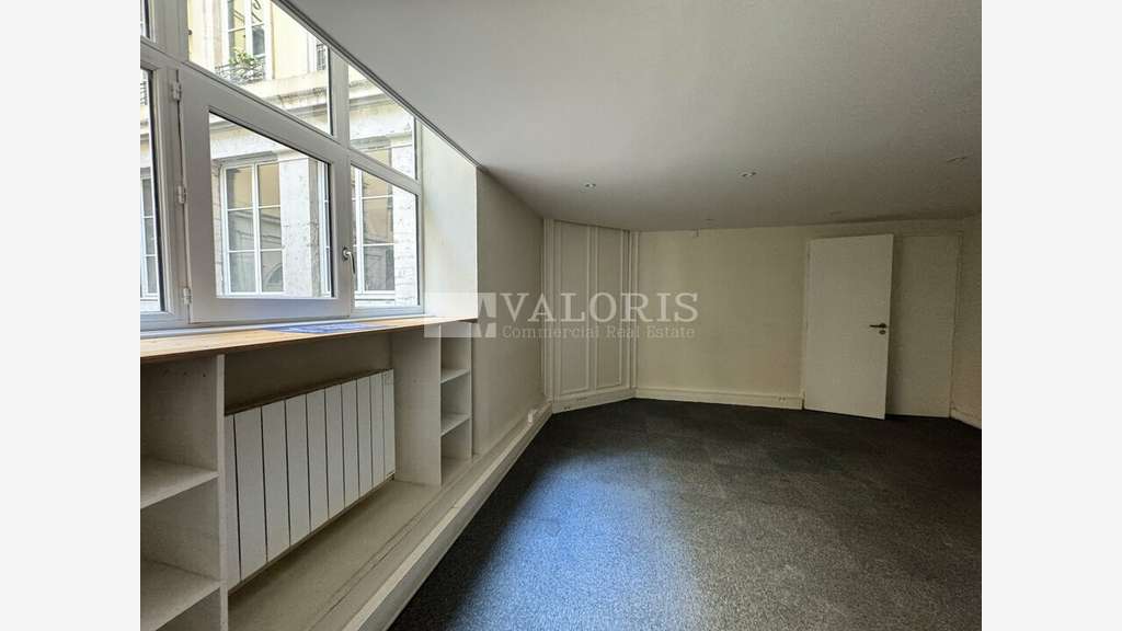 Bureaux 89m² à louer à Lyon 69001 Place du Griffon