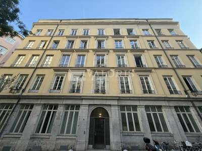 Bureaux 89m² à louer à Lyon 69001 Place du Griffon