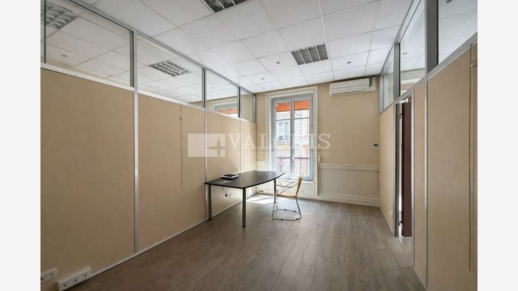 Bureaux 200m² à louer à Lyon 1er