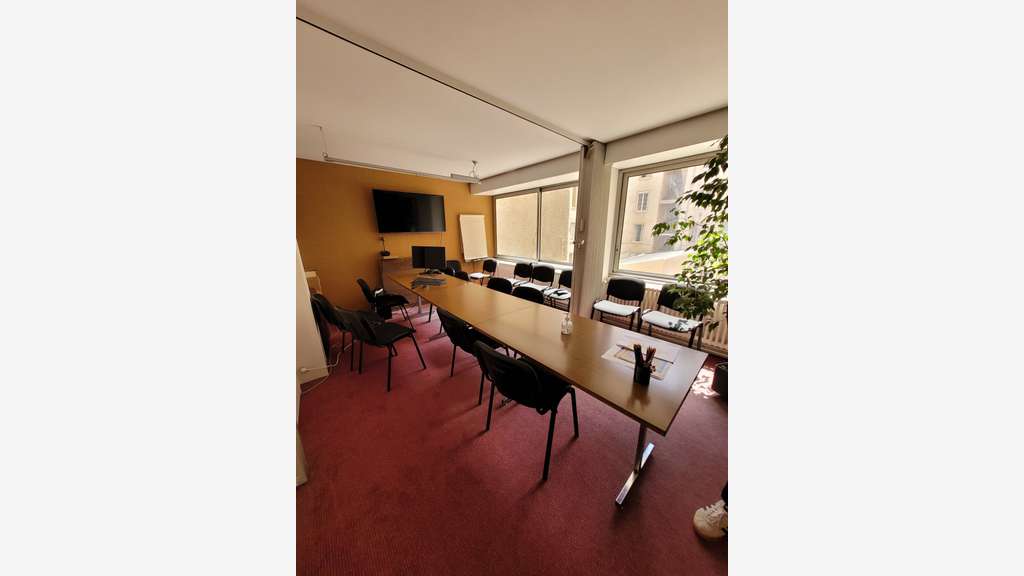 A louer beaux bureaux Lyon 1er métro Croix Rousse