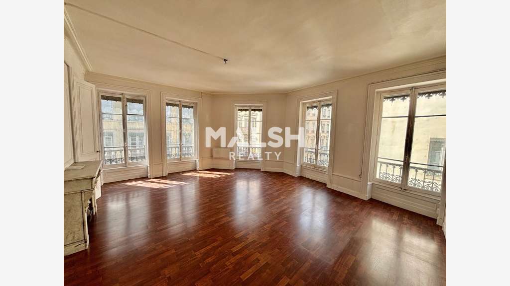 À LOUER - BUREAUX 157 m² - LYON 1