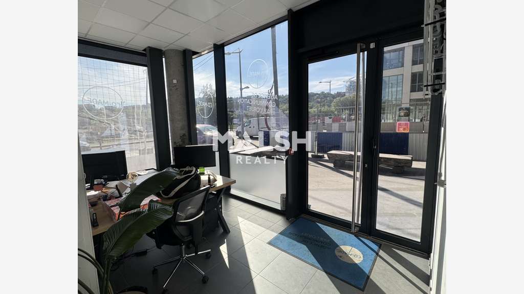 Bureaux 70m² à louer à Lyon 2eme Confluence