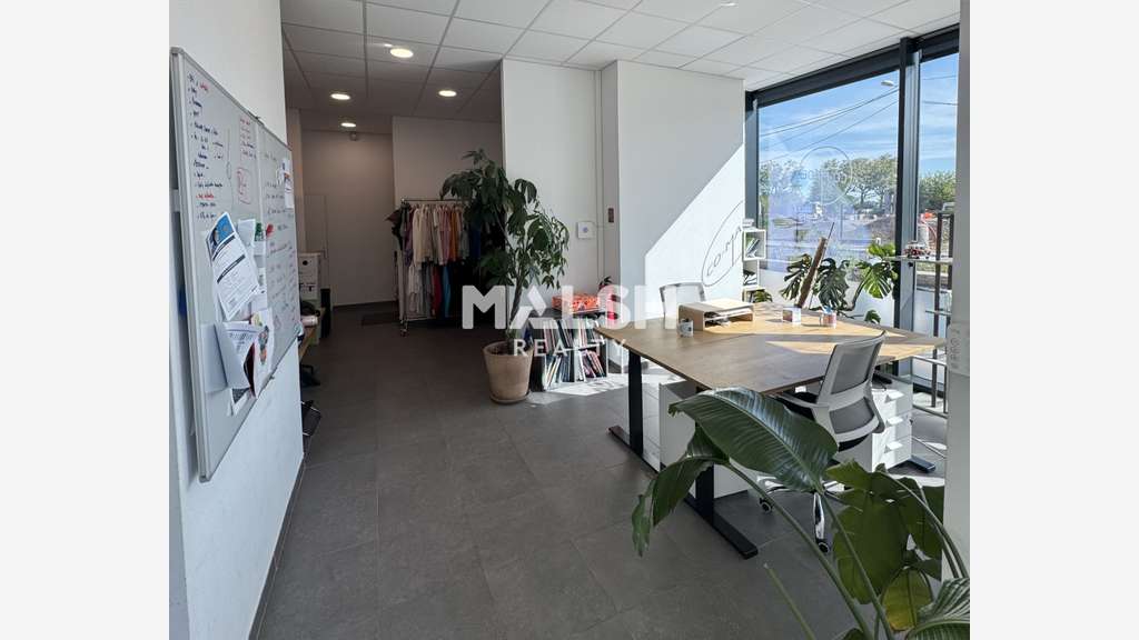 Bureaux 70m² à louer à Lyon 2eme Confluence