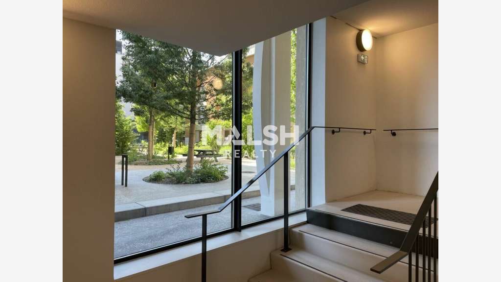 Bureaux avec terrasse à louer Confluence Lyon 2e