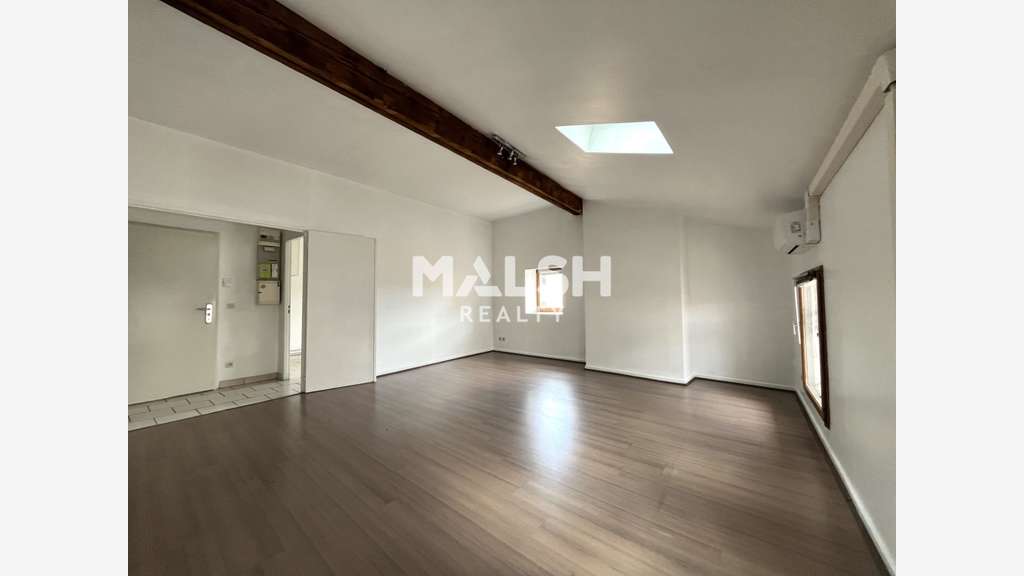 Bureaux 105m² dernier étage à louer à Lyon 2 Ainay