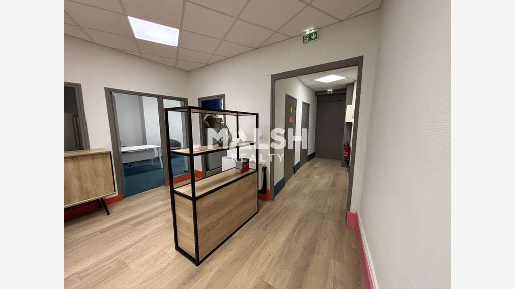 Bureaux (immeuble haussmannien) à louer à Lyon 2e