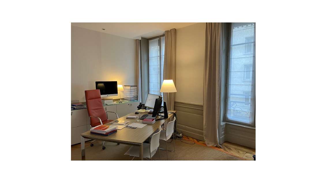 A louer bureaux 138m² Lyon 2e Rue Edouard Herriot