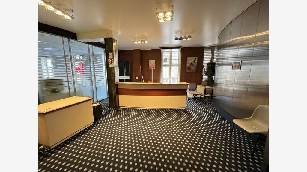 A louer bureaux lumineux 400m² Lyon Presqu'île