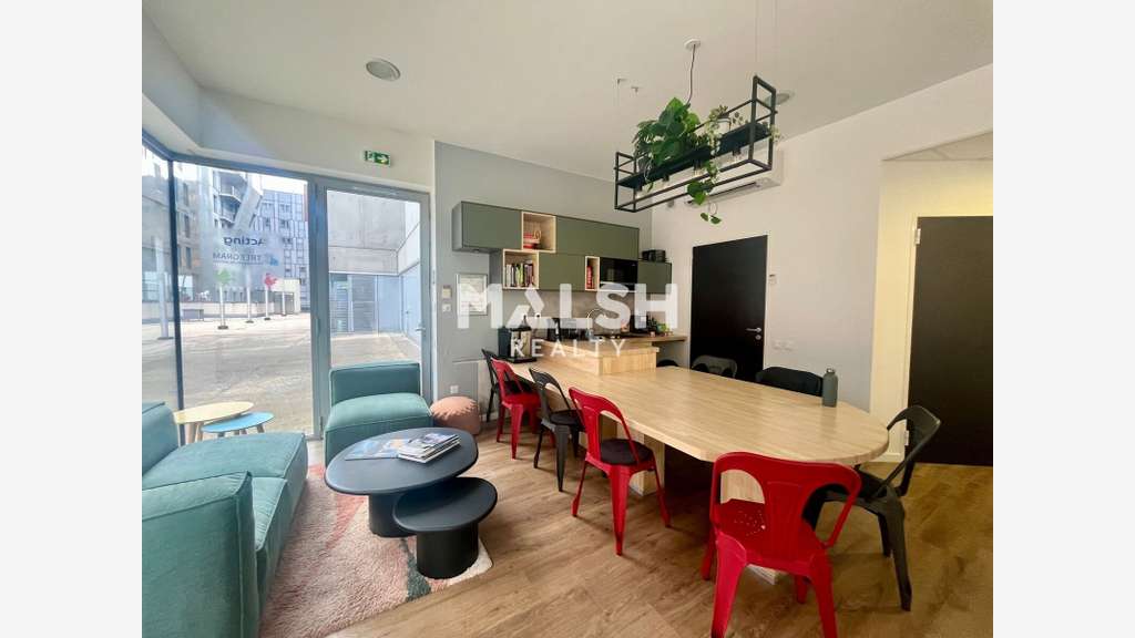 Bureaux 130m² à louer à Lyon 2e Confluence