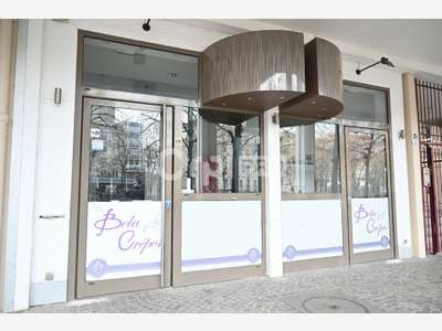 loue local commercial 41m² Lyon Place de l'Europe