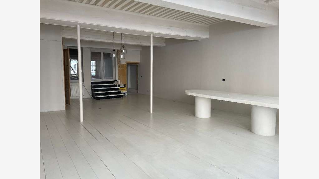 A louer bureaux de 90m² à Lyon 69002 rue de Brest