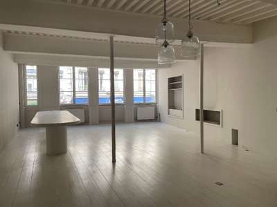 A louer bureaux de 90m² à Lyon 69002 rue de Brest