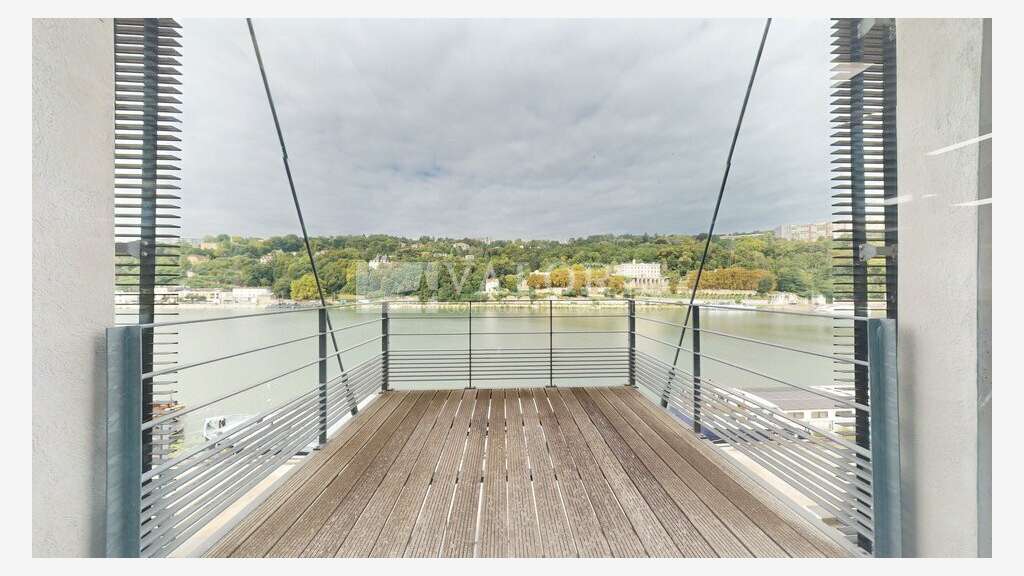 Bureaux en bon état à louer à Lyon 2e