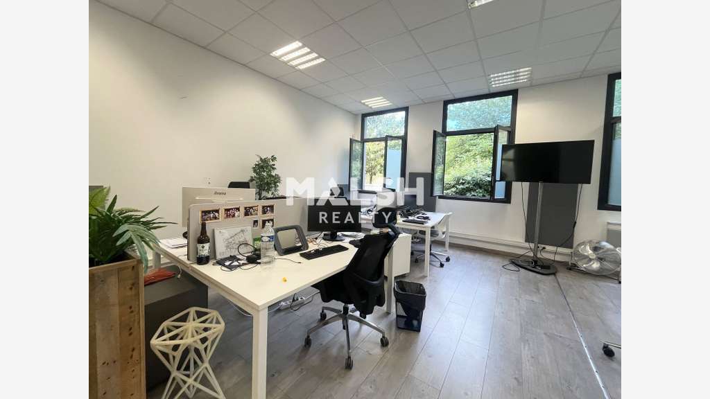 À louer bureaux 94m² Lyon 2 confluence