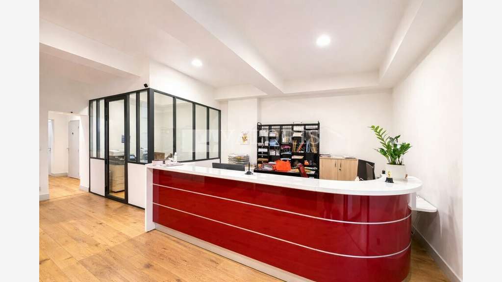 Bureaux 321m² à louer dans la Presqu'île lyonnaise