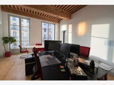 Bureaux 321m² à louer dans la Presqu'île lyonnaise