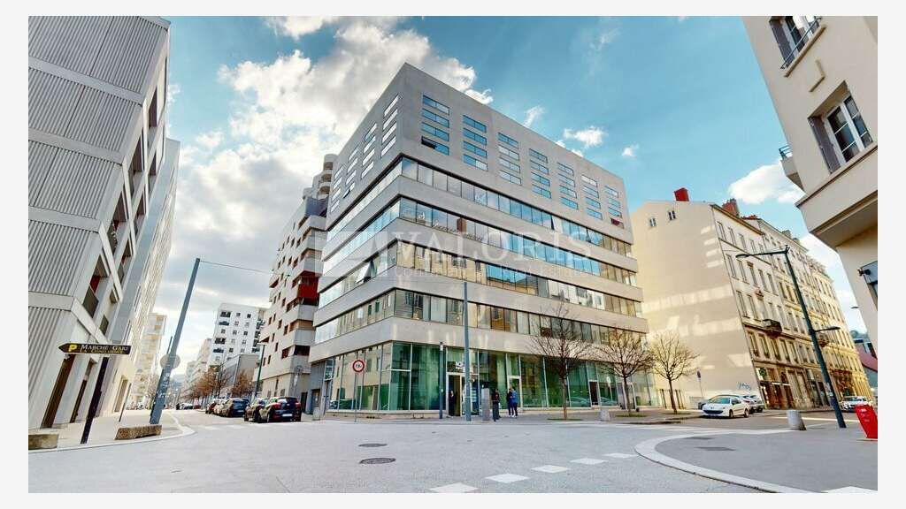 Bureaux dès 157m² à louer à Lyon 2e Confluence