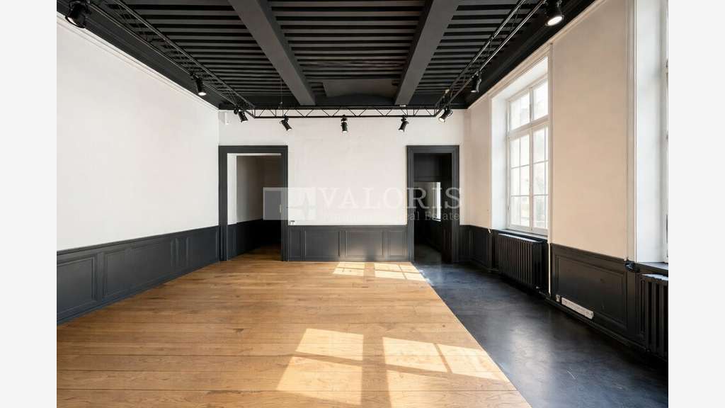 Bureaux 92m² R+2 à louer Lyon 2e Place Bellecour