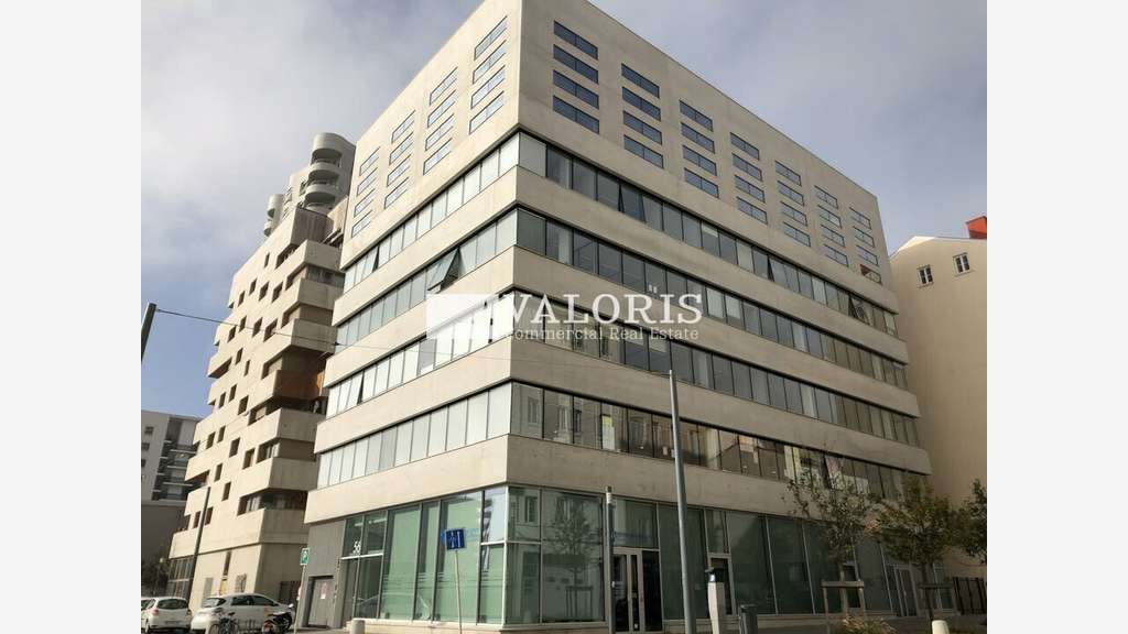 Bureaux 150m² à louer à Lyon 2e Confluence 