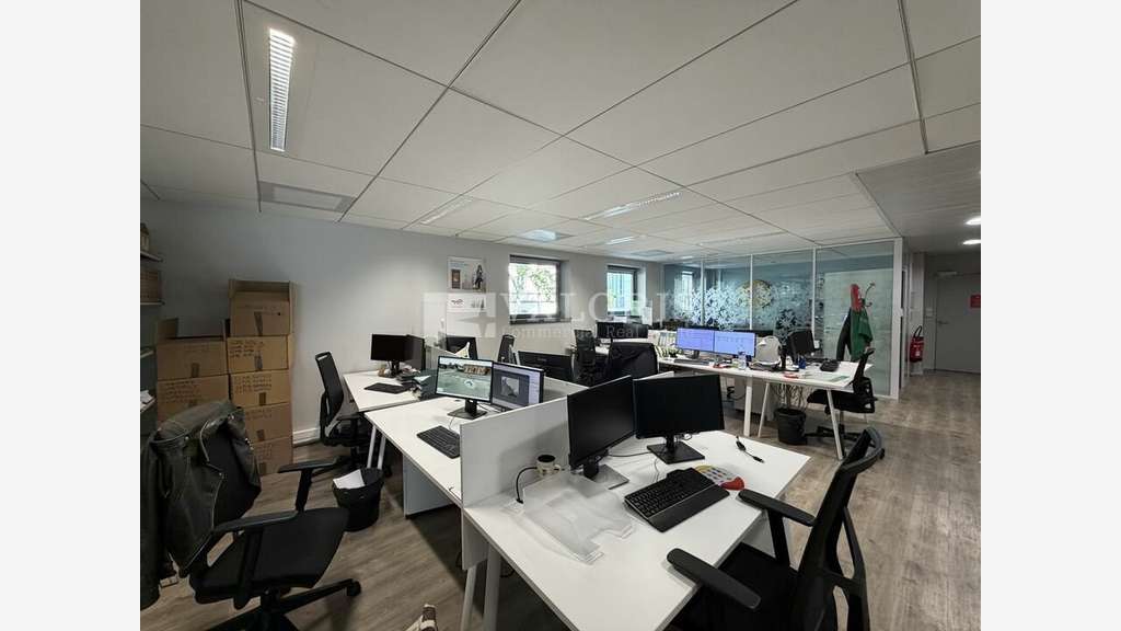 Bureaux dès 222 m² R+1 à louer à Lyon 2e Perrache
