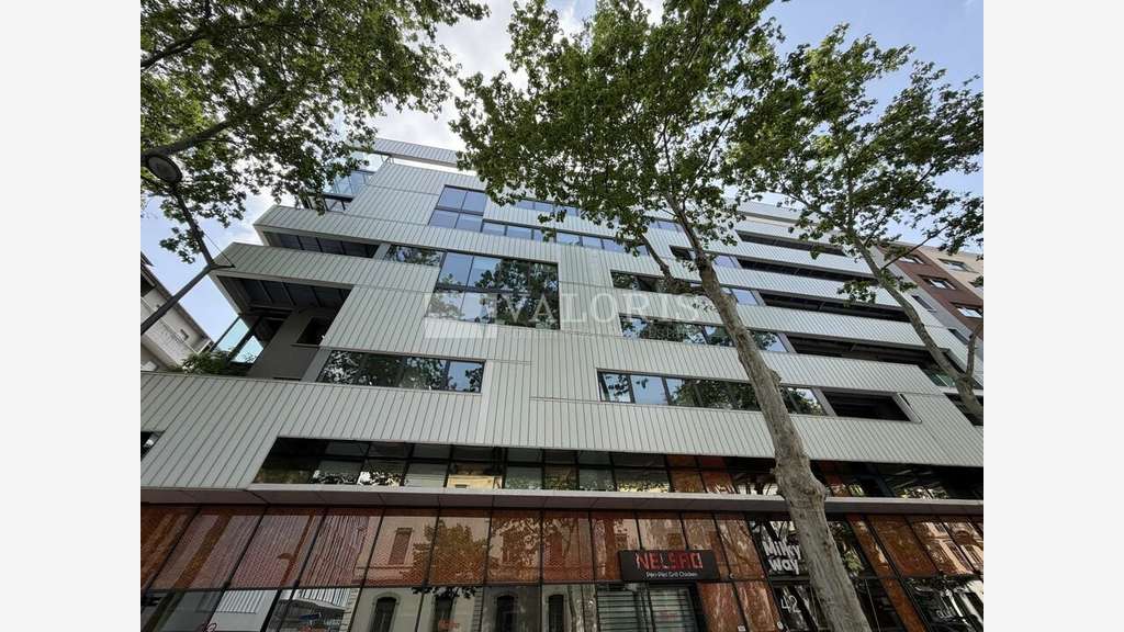 Bureaux dès 222 m² R+1 à louer à Lyon 2e Perrache
