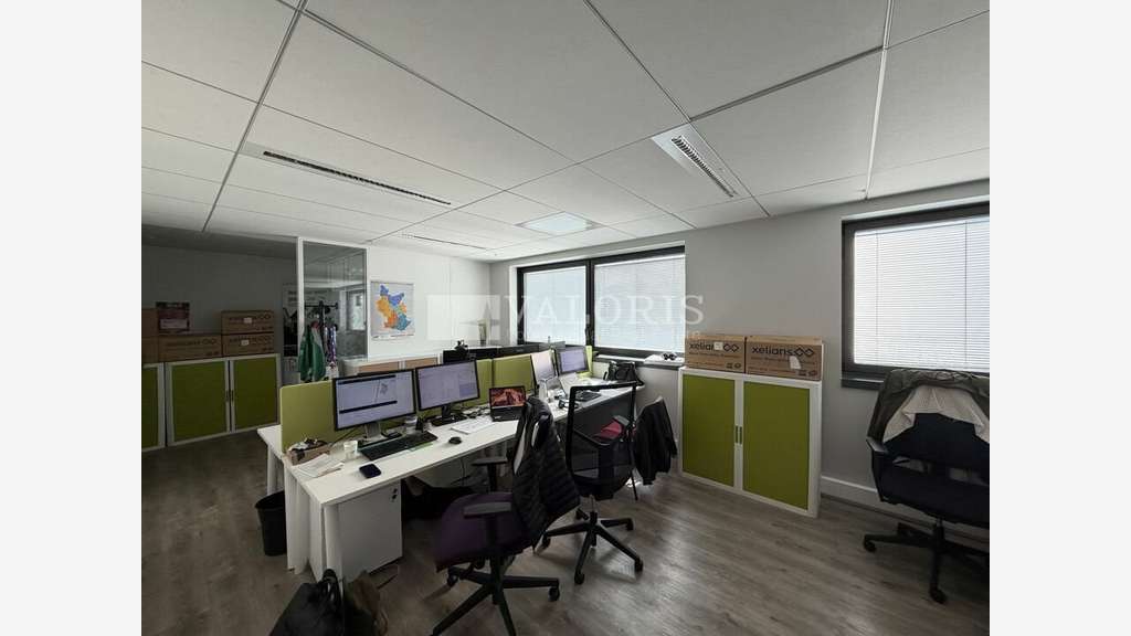 Bureaux dès 222 m² R+1 à louer à Lyon 2e Perrache