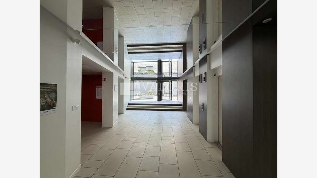 Bureaux dès 222 m² R+1 à louer à Lyon 2e Perrache
