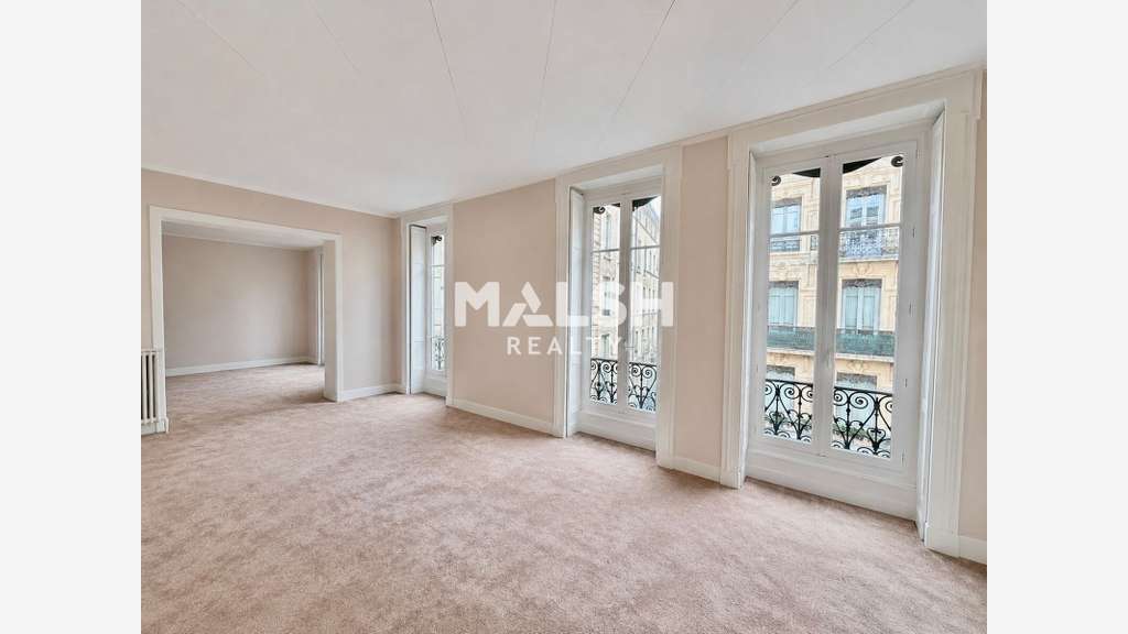 A louer bureaux hausmanien de 210m² à Lyon 69002