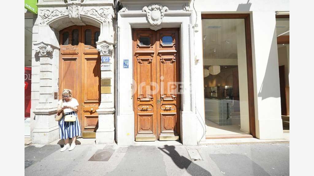 BUREAU À LOUER - LYON 2 - IMMÉDIATEMENT