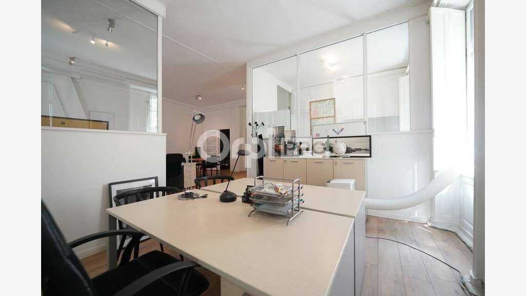 BUREAU À LOUER - LYON 2 - IMMÉDIATEMENT
