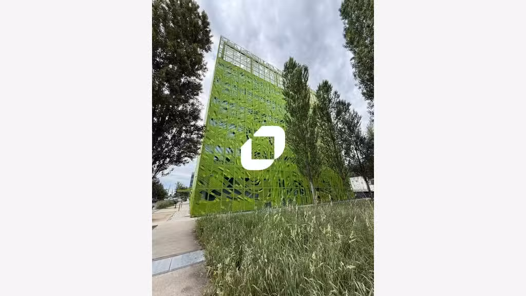 A louer Bureaux 9377m² Lyon