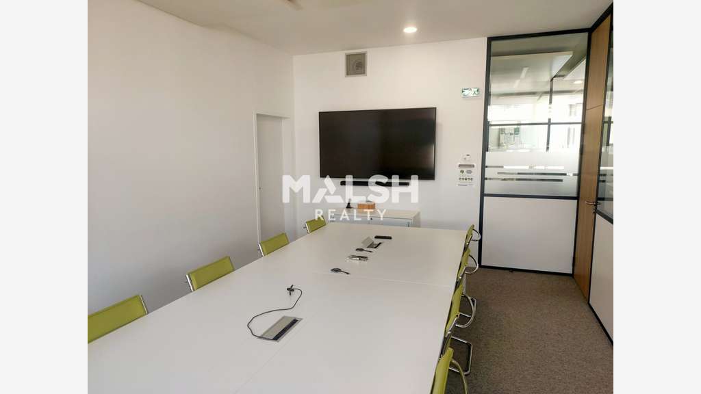 Bureaux 246m² R+5 à louer à Lyon 69002 Confluence