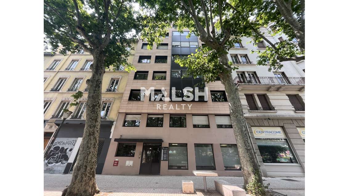 Bureaux à louer 90m²  à Lyon 3 Part Dieu