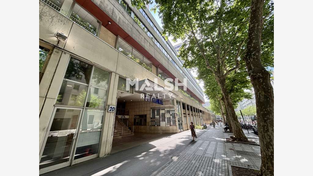 Bureaux 122m² à louer Lyon 69003 Part-Dieu