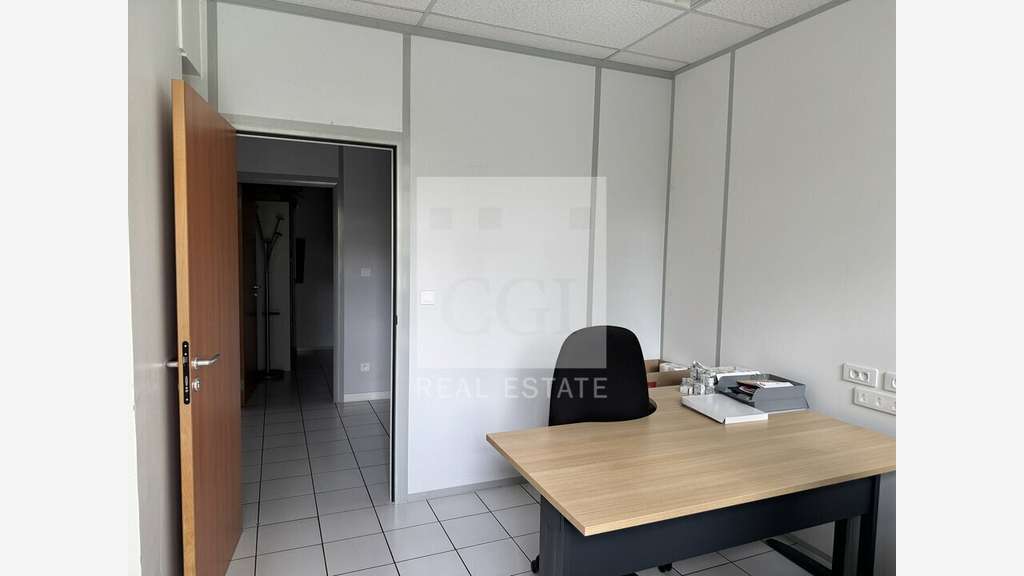 Bureau 124m² RDC à louer à Lyon 3e Gare Part-Dieu