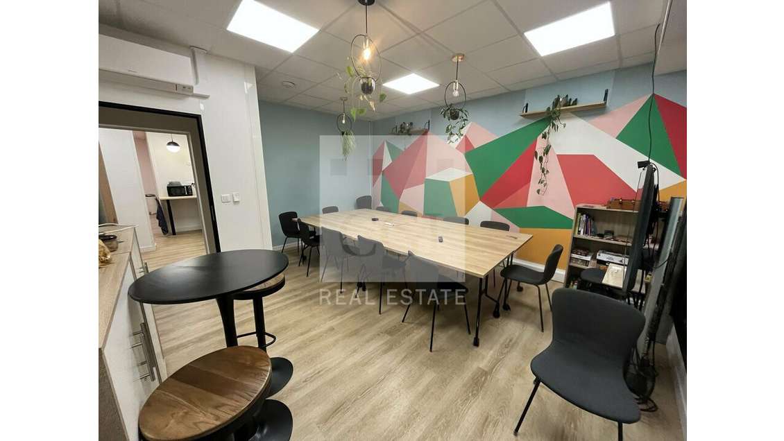 Bureaux excellent état 134m² à louer à Lyon 3e