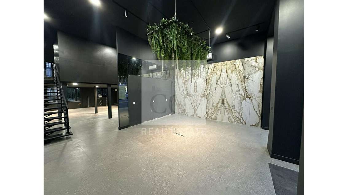 Local commercial 174m² à louer à Lyon 3e