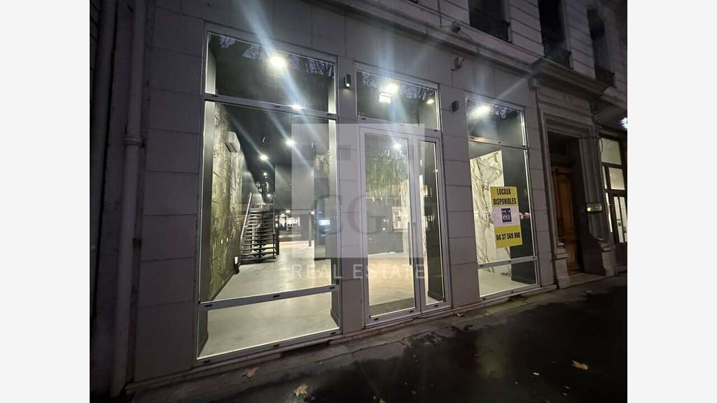 Local commercial 174m² à louer à Lyon 3e