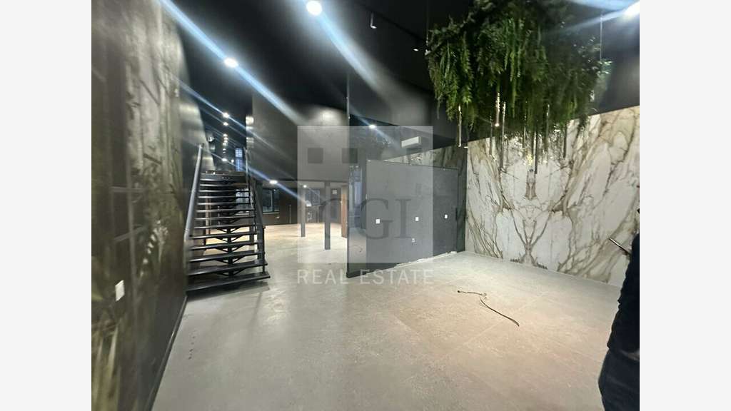 Local commercial 174m² à louer à Lyon 3e