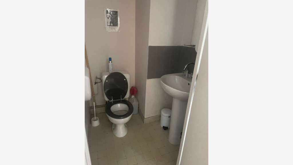 à louer bureaux prof 102m² Lyon 3e Avenue de Saxe