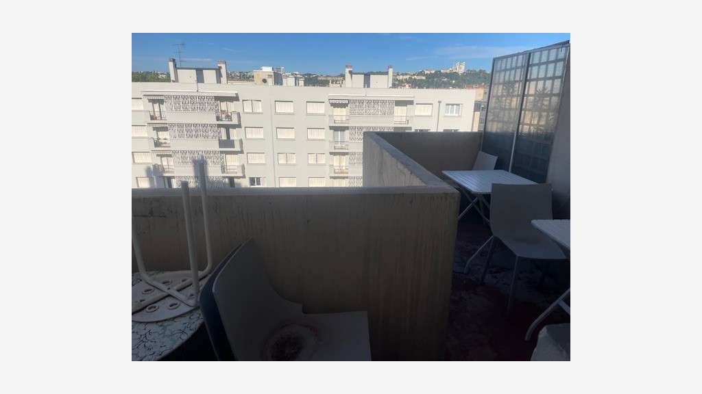 à louer bureaux prof 102m² Lyon 3e Avenue de Saxe