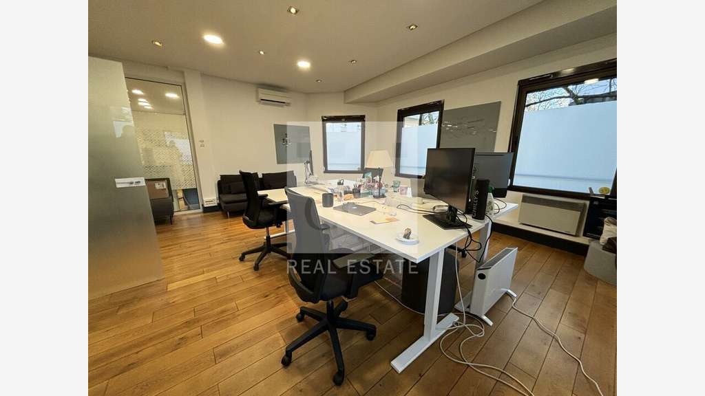 A louer bureaux lumineux 200m² Lyon 3e Part-Dieu