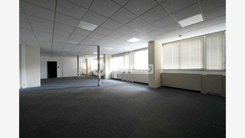 Bureaux de 386m² à louer à Lyon 69003