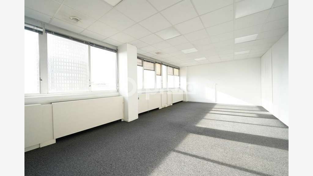 Bureaux de 386m² à louer à Lyon 69003
